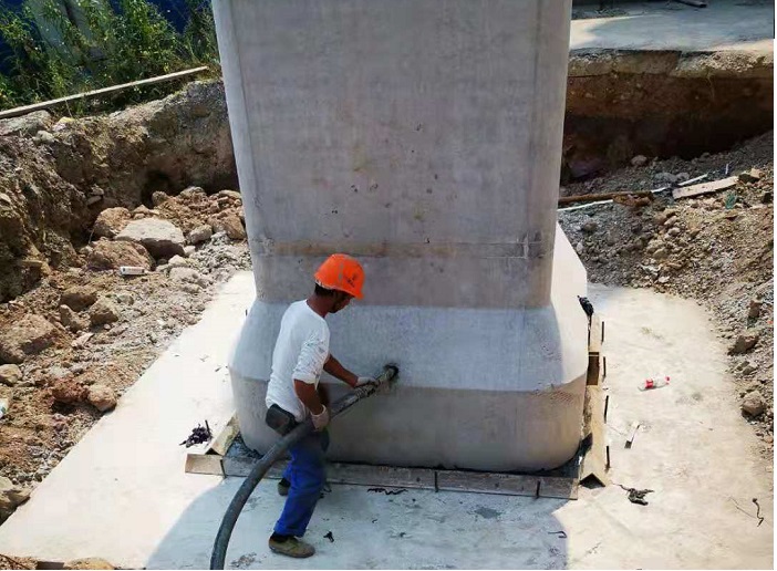 1587973903745101.jpg 澆筑.jpg